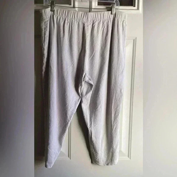 J. Jill Oatmeal Linen Blend stretch Capri Pants Size Medium/ P - Picture 5 of 8